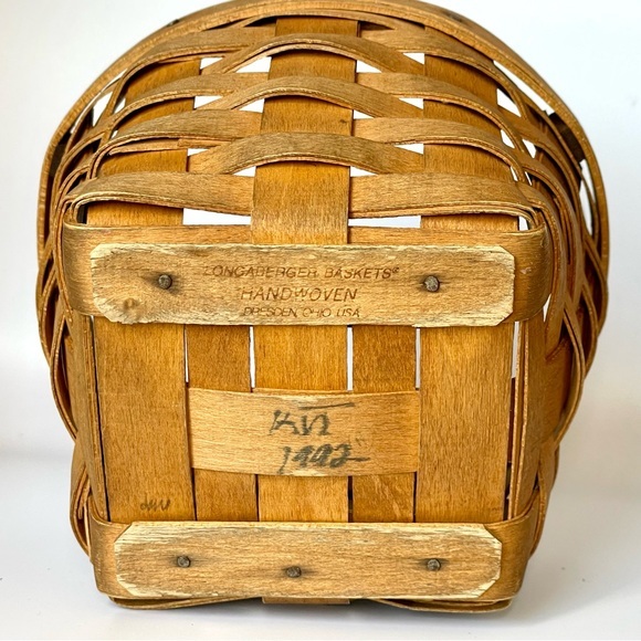 Small round Longaberger basket‎ - Picture 3 of 3